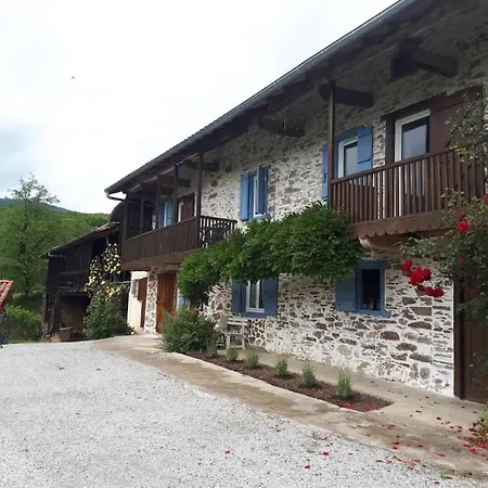 Chez Sagaret Дом отдыха Chein-Dessus